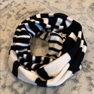 Kate spade winter infinity scarf